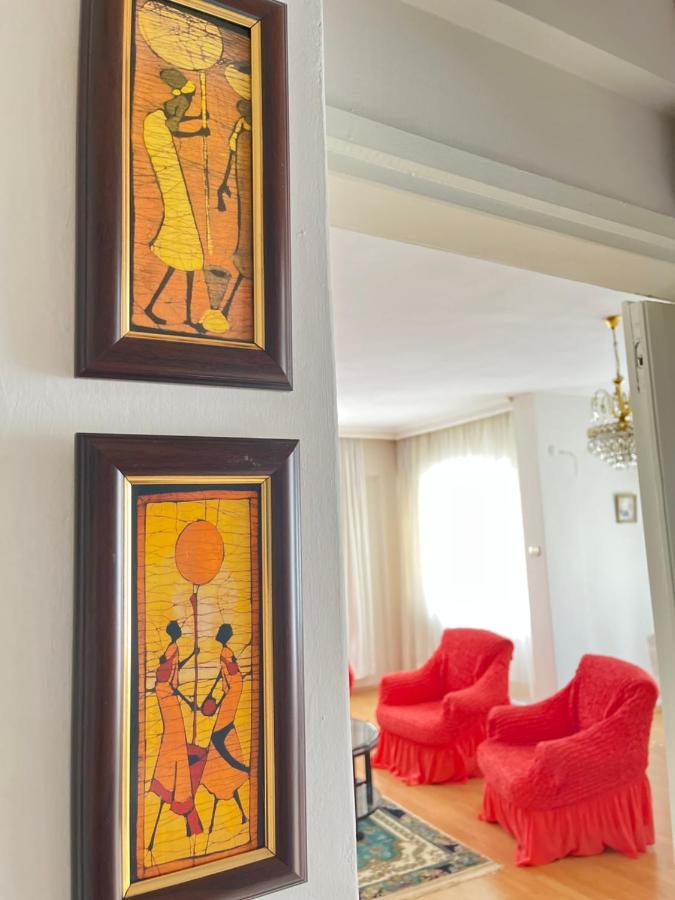 Large And Simple Family House In Center Appartement