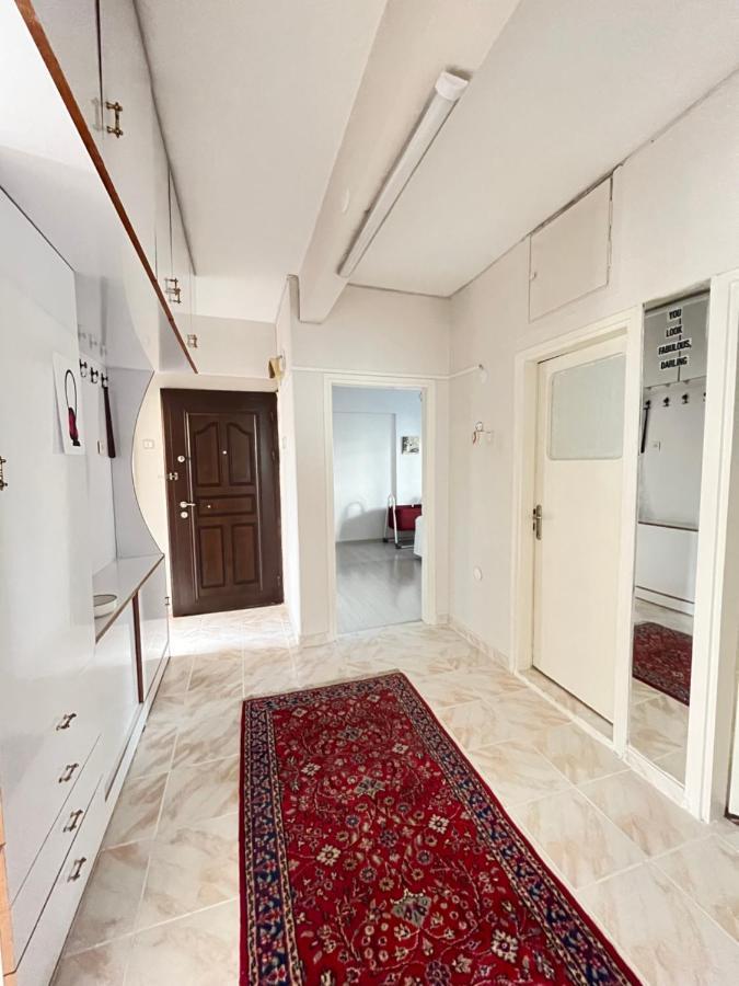 Appartement Large And Simple Family House In Center *
