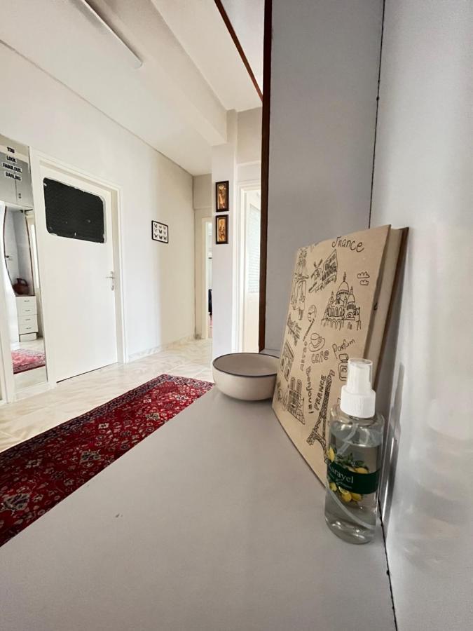 Appartement Large And Simple Family House In Center *